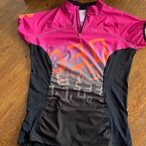 Sweaty Betty cycle top in ombré design